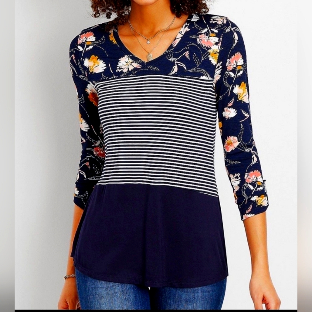 *Maurice unique Colorblock stylish top!
